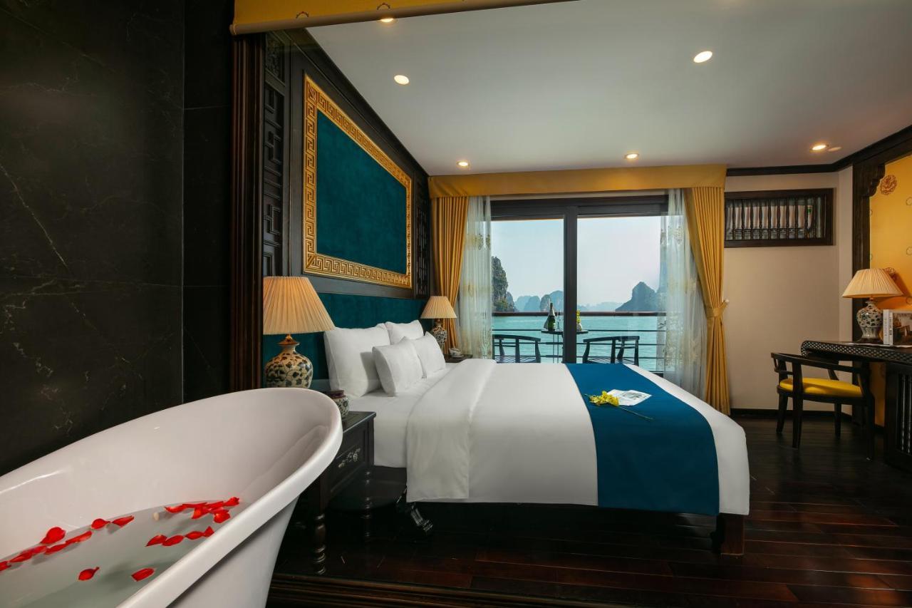 Hotel Nostalgia Halong Cruise Hạ Long Exterior foto